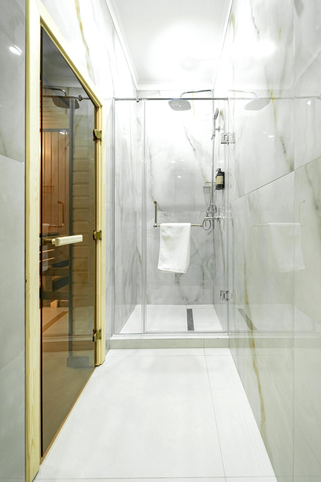 Mardan Hotel Chimkent Extérieur photo