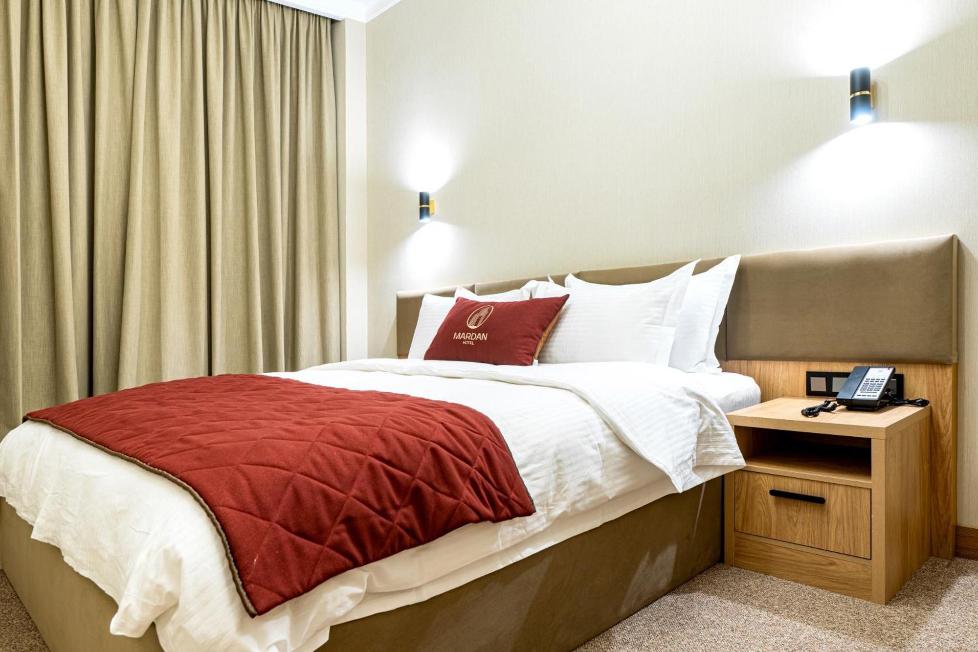 Mardan Hotel Chimkent Extérieur photo