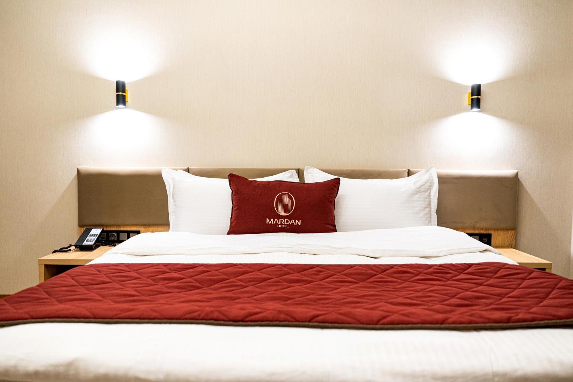 Mardan Hotel Chimkent Extérieur photo